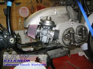 Ovaler K&N Luftfilter an dem BMW R100RS Motor Ovaler K&N Luftfilter an dem BMW R100RS Motor