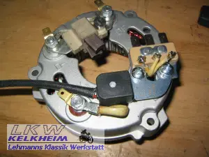 Pickup für die Zündung an das BMW R100RS Lichmaschinengehäuse montiert Pickup für die Zündung an das BMW R100RS Lichmaschinengehäuse montiert