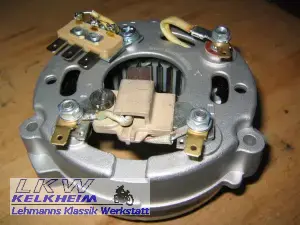 Wicklungen an das BMW R100RS Lichmaschinengehäuse angelötet Wicklungen an das BMW R100RS Lichmaschinengehäuse angelötet