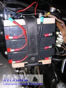 Der eingebaute Batteriepack Der eingebaute Batteriepack
