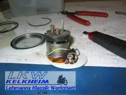 R90S Voltmeter wird eingestellt R90S Voltmeter wird eingestellt