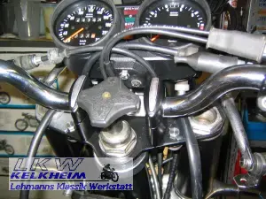 BMW R90S Montierte Instrumenteneinheit und Bowdenzüge BMW R90S Montierte Instrumenteneinheit und Bowdenzüge